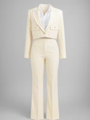 Trajes