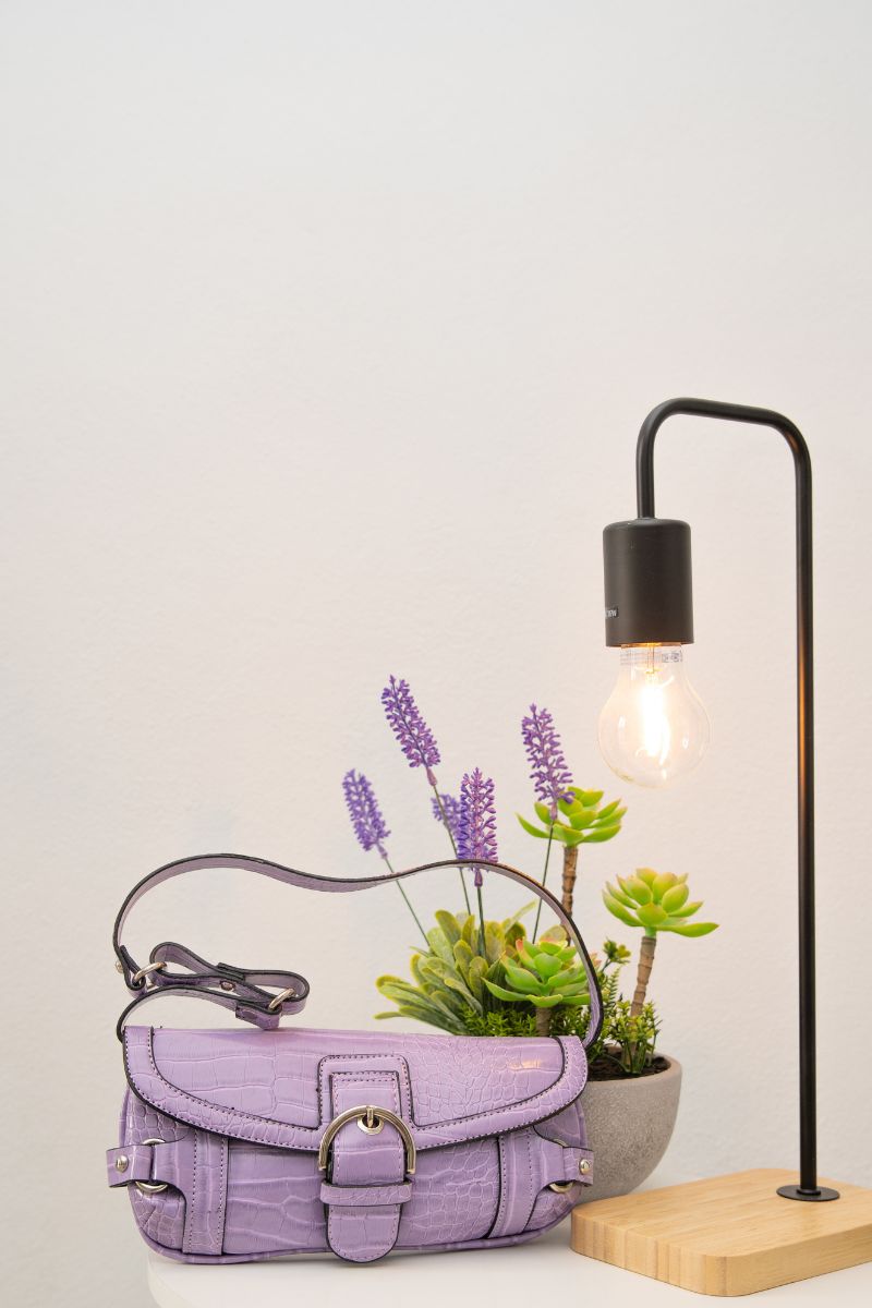Bolso Tipo Clutch con Textura Cocodrilo