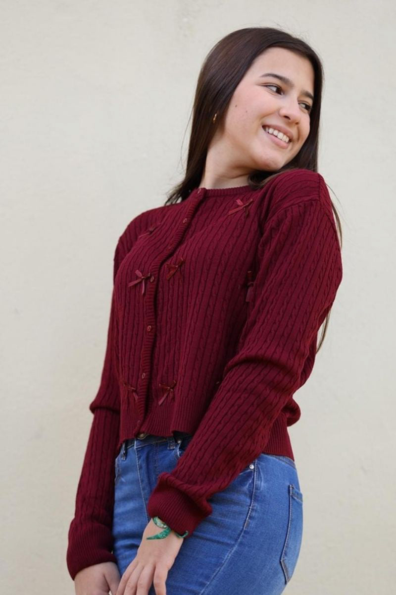 Sweater  con Lazos Decorativos y Textura Trenzada