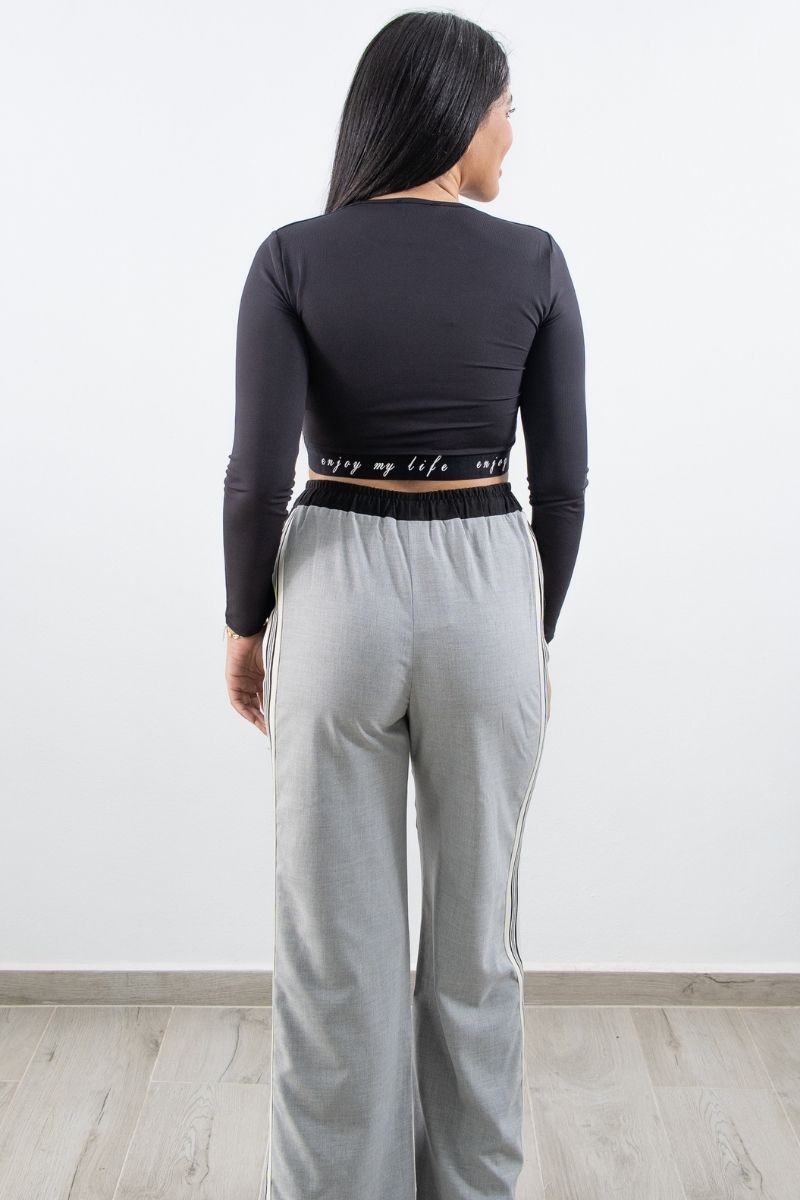 Crop Top Negro Manga Larga "Enjoy Life"
