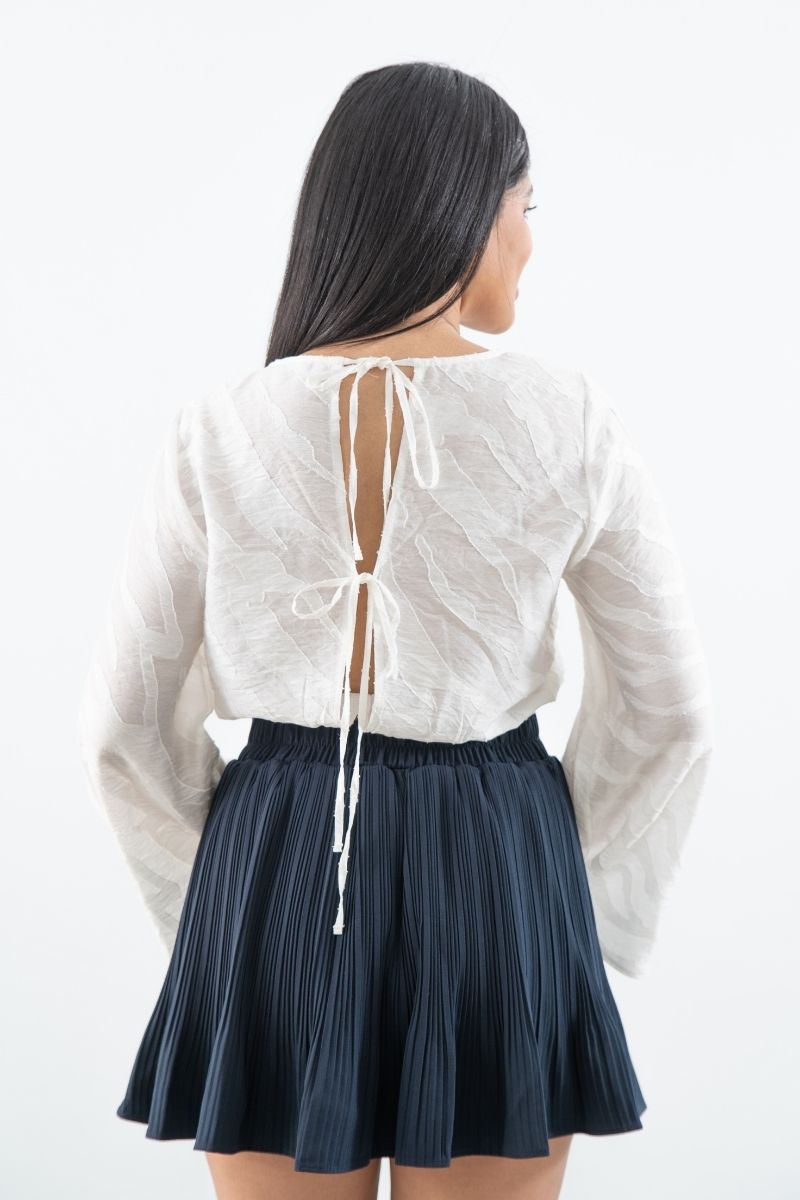 Blusa Ekru Manga Larga Acampanada