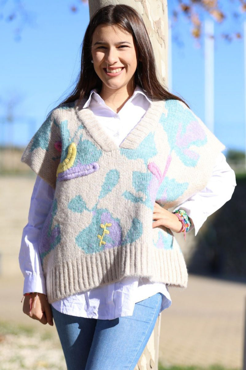 Pulóver Oversize Tono Pastel Con Camisa Blanca