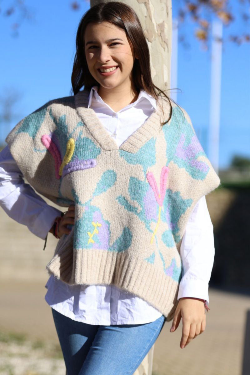 Pulóver Oversize Tono Pastel Con Camisa Blanca