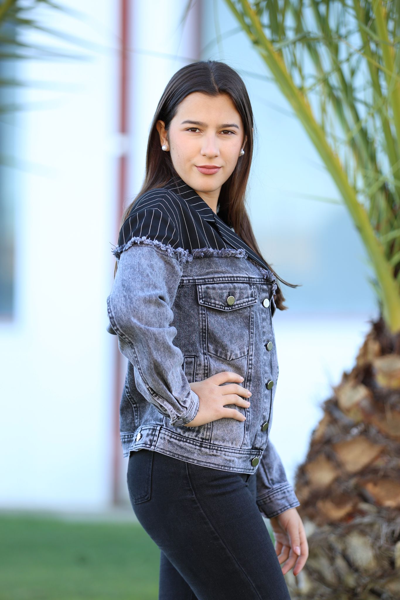 Chaqueta Denim  con Solapa Tipo Blazer